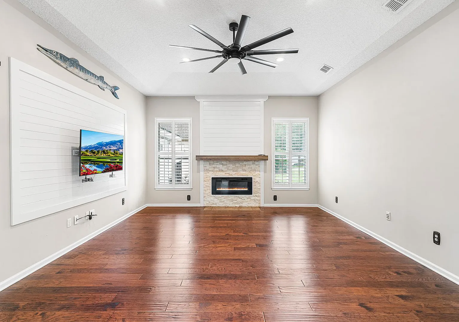 4032 Lonicera Loop — Photo 3