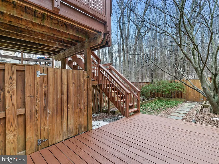1318 Alderton Ln — Photo 3