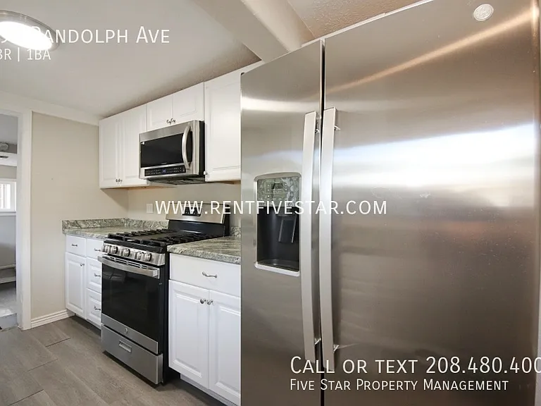 596 Randolph Ave — Photo 5
