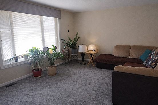 5th image of 13212 Playfield Dr