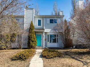 11 W Erickson Dr, Red Deer, AB T4R 2A3