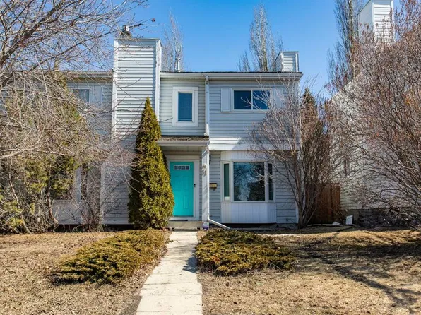 11 W Erickson Dr, Red Deer, AB T4R 2A3