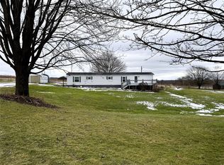 4662 N Hart Rd, Cochranton, PA 16314
