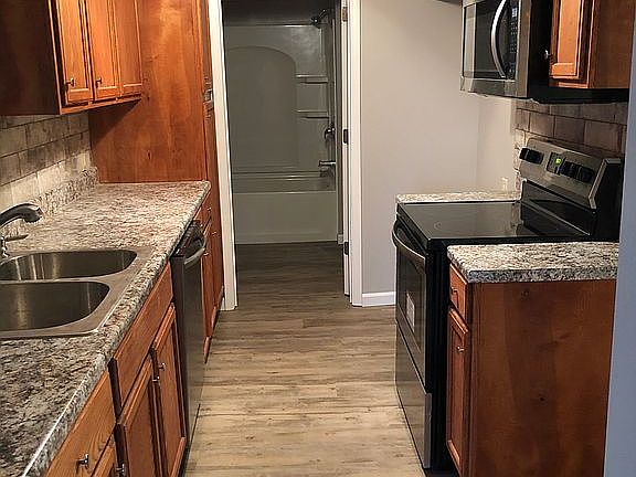 kitchen with tile backsplash