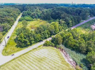 Silica Rd, Youngstown, OH 44515