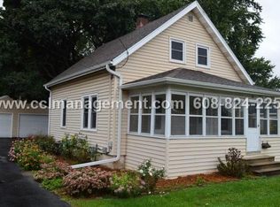 110 Dempsey Rd, Madison, WI 53714
