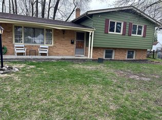 1050 Wall St, Maumee, OH 43537