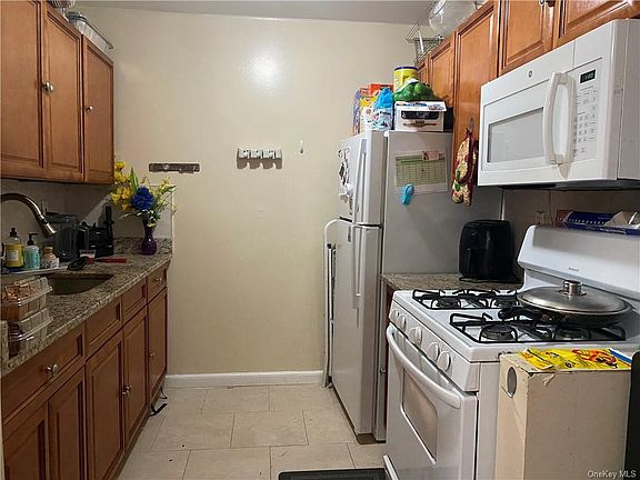 5th image of 1201 Tinton Ave