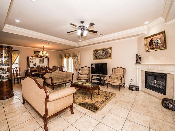 4th image of 112 Wallingsford Cir