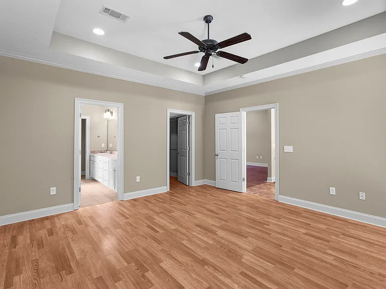 113 Dundee Cv — Photo 22