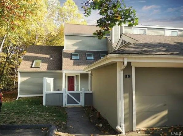 6 Country Walk, Shelton, CT 06484