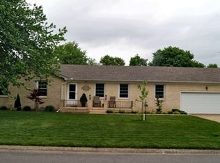 1716 Holiday Dr, Murray, KY 42071