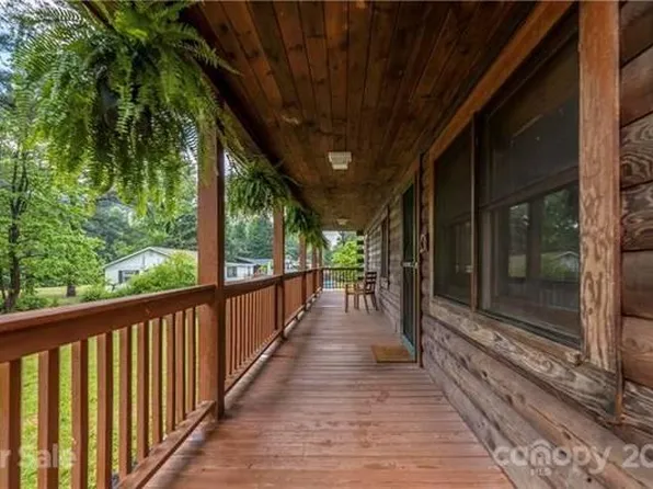 248 Chuckwood Rd, Mooresville, NC 28117