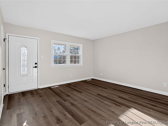4th image of 5131 Longbranch Dr