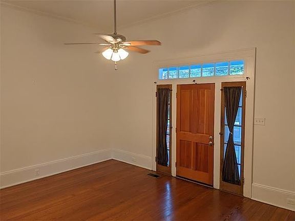 5th image of 1212 General Pershing St