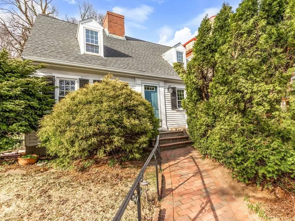 611 Franklin St, Melrose, MA 02176