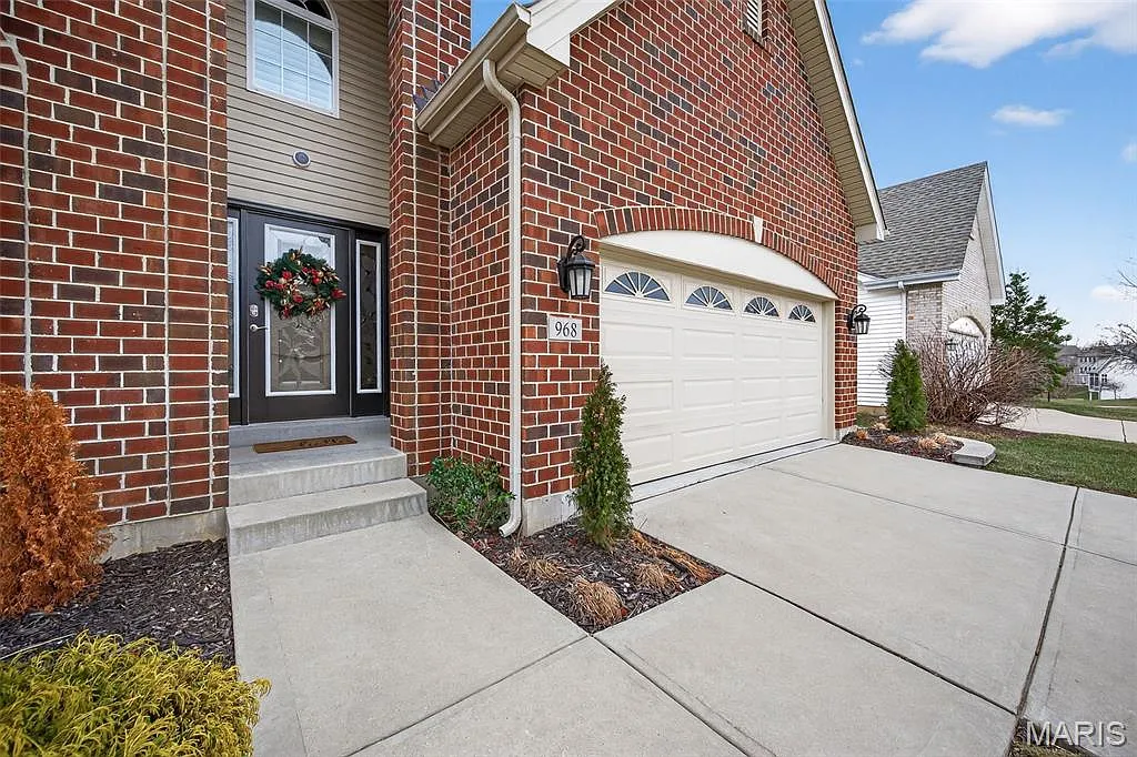 Building Photo - 968 Ridgepointe Place Cir