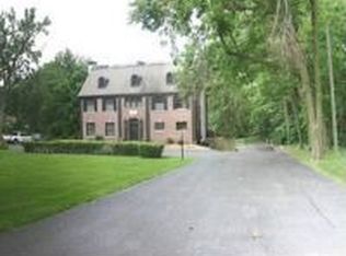2902 Lovers Ln, Saint Joseph, MO 64506