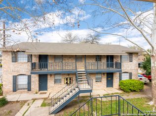 2015 Lockhill Selma Rd APT 4, San Antonio, TX 78213