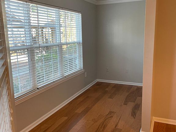 3rd image of 188 Midland Pkwy APT 503