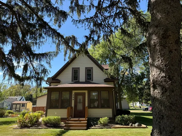 304 1st Ave SE, Geneva, MN 56035