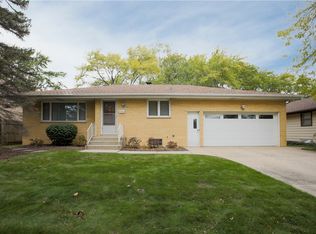 2314 W Grove Ave, Waukegan, IL 60085