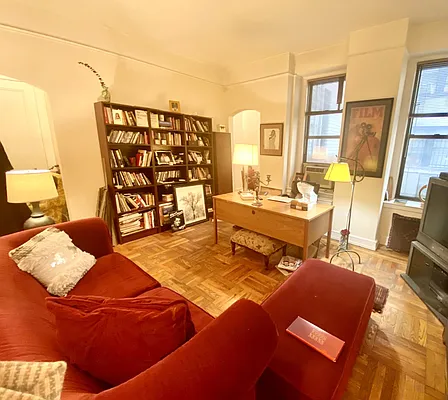 Rented by 74 West Real Estate | media 3