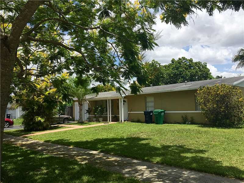 2nd image of 13451 SW 79th St