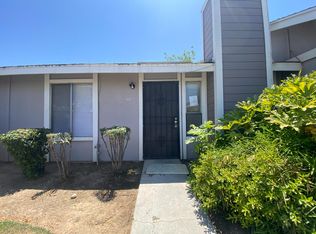 1027 W Dakota Ave APT 111, Fresno, CA 93705