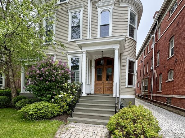 196 S Franklin St