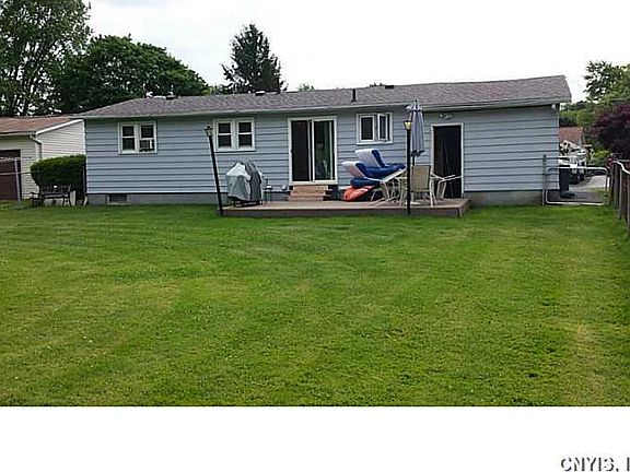 3rd image of 7864 Lancewood Dr