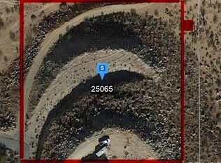 25065 Little Tee Pee Rd, Apple Valley, CA 92307