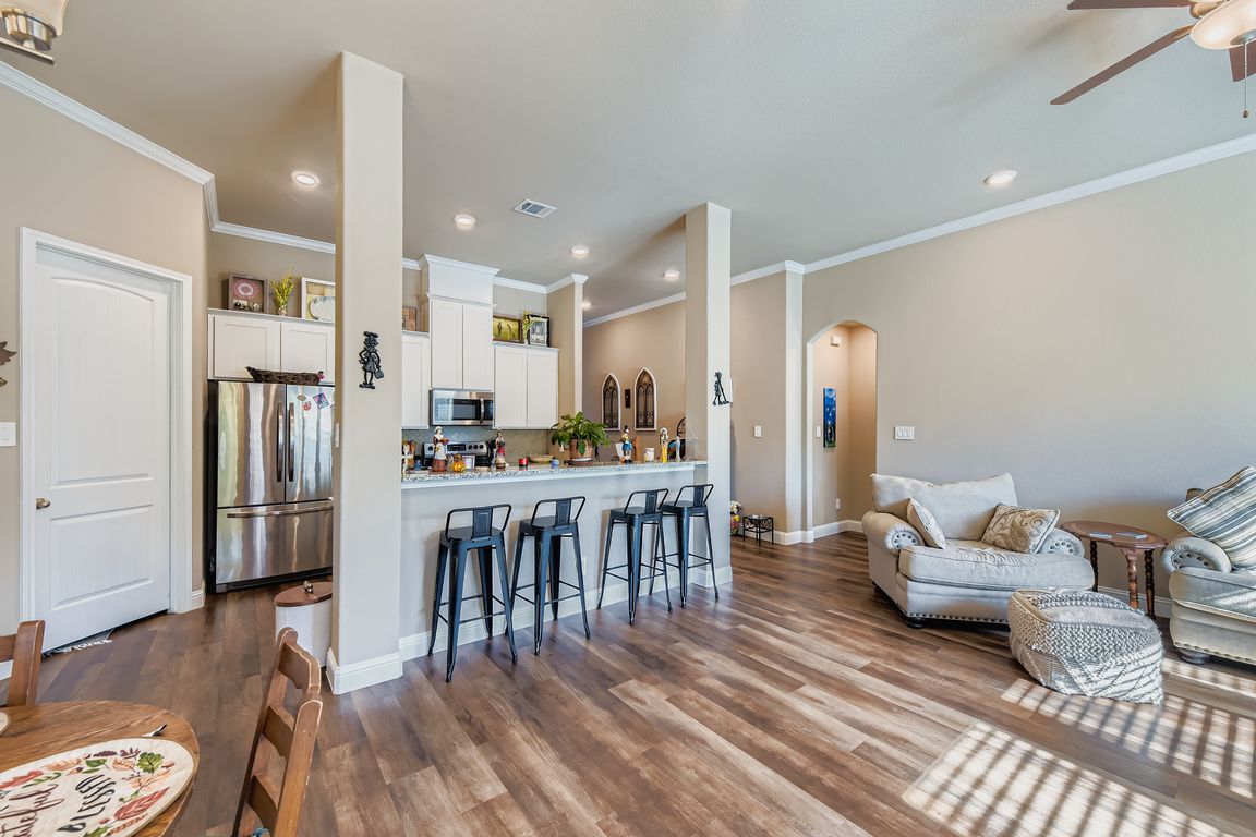 next background image