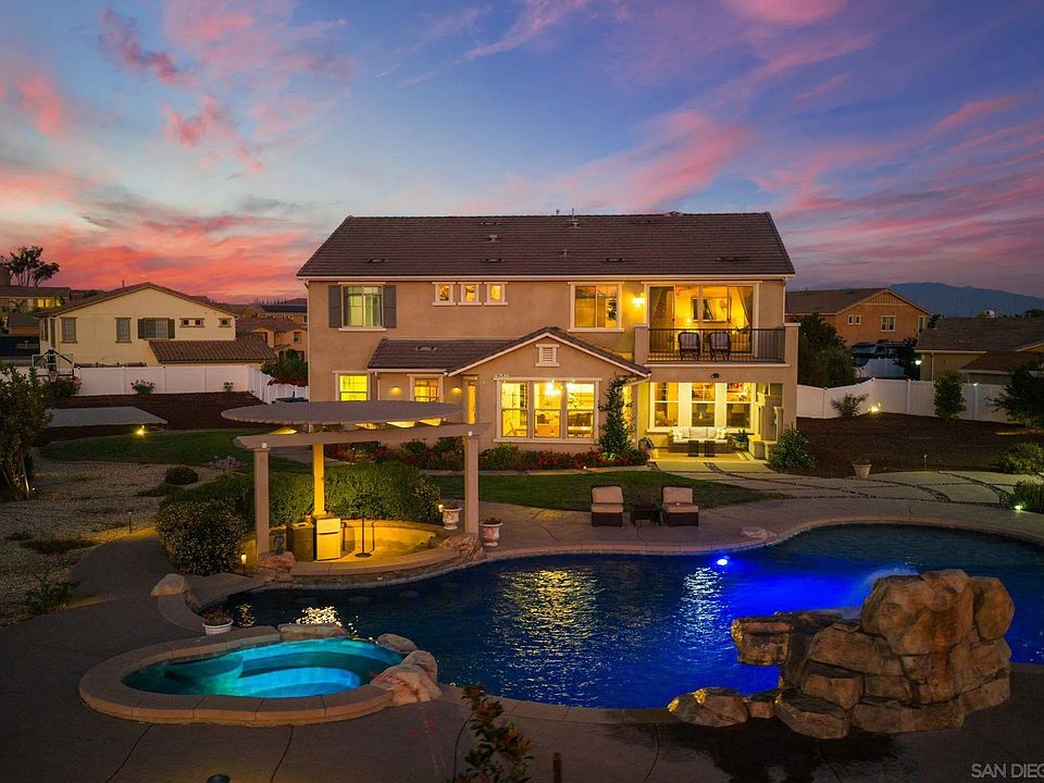 2nd image of 28752 Blue Larkspur Ct