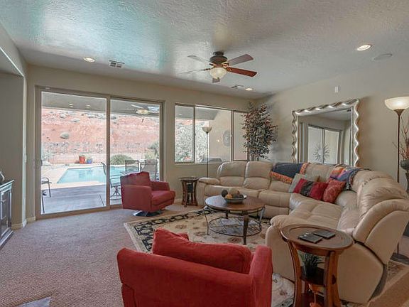 4th image of 2975 E Autumn Rose Dr