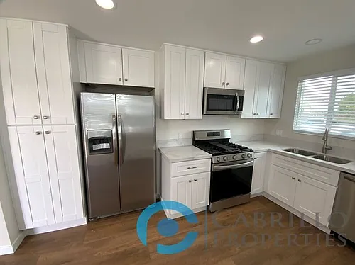 1628 Burton St Photo 1