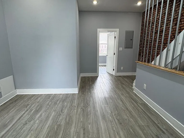 1522 N Willington St #2 — Photo 3