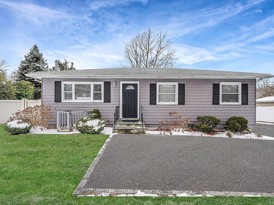 1st image of 316 Lincoln Boulevard