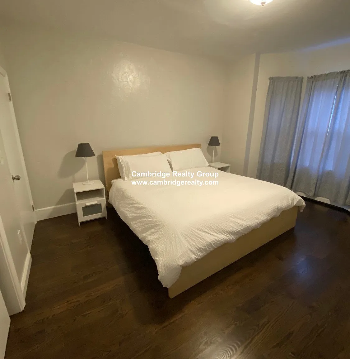 2 bed, 1.0 bath, 1000 sqft, $2,800 — Photo 4