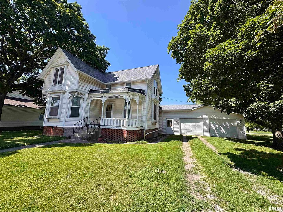 1st image of 106 E Main St