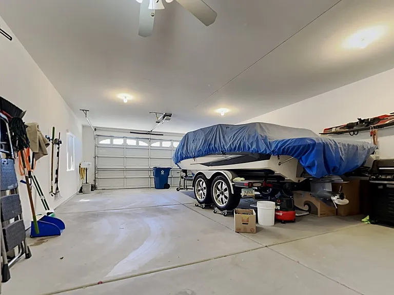 2892 Daytona Ave — Photo 28