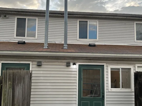 107 Avery St APT 1, Mount Clemens, MI 48043