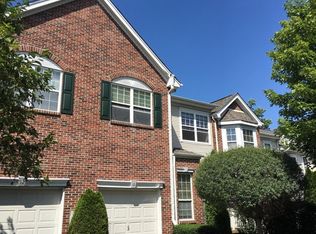 10 Heritage Hills Dr #39C, Washington Crossing, PA