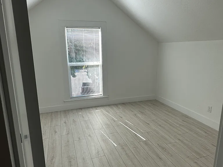 1231 Minnesota Ave — Photo 14