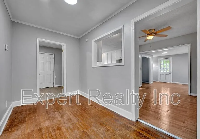 616 Rutledge Dr — Photo 13