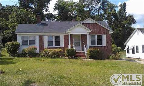 1st image of 621 E College Ave #1