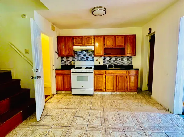 432 Mallory Ave, Jersey City, NJ 07306