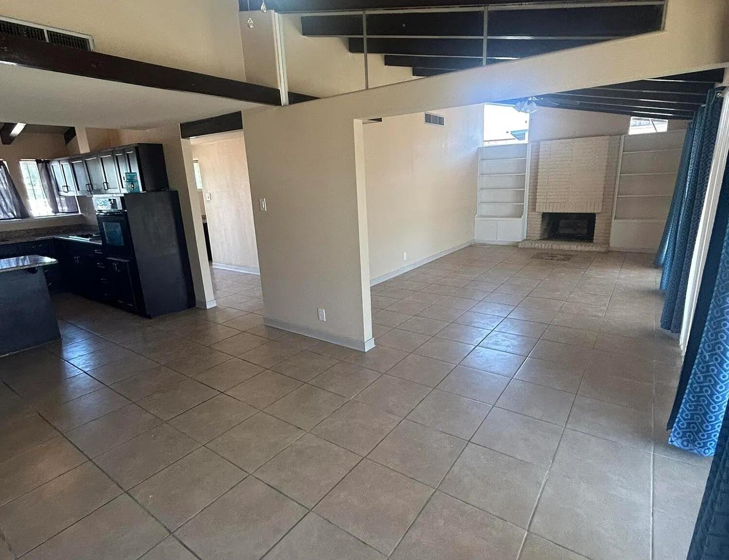 2 bed, 2.0 bath, 1421 sqft, $1,495 — Photo 4