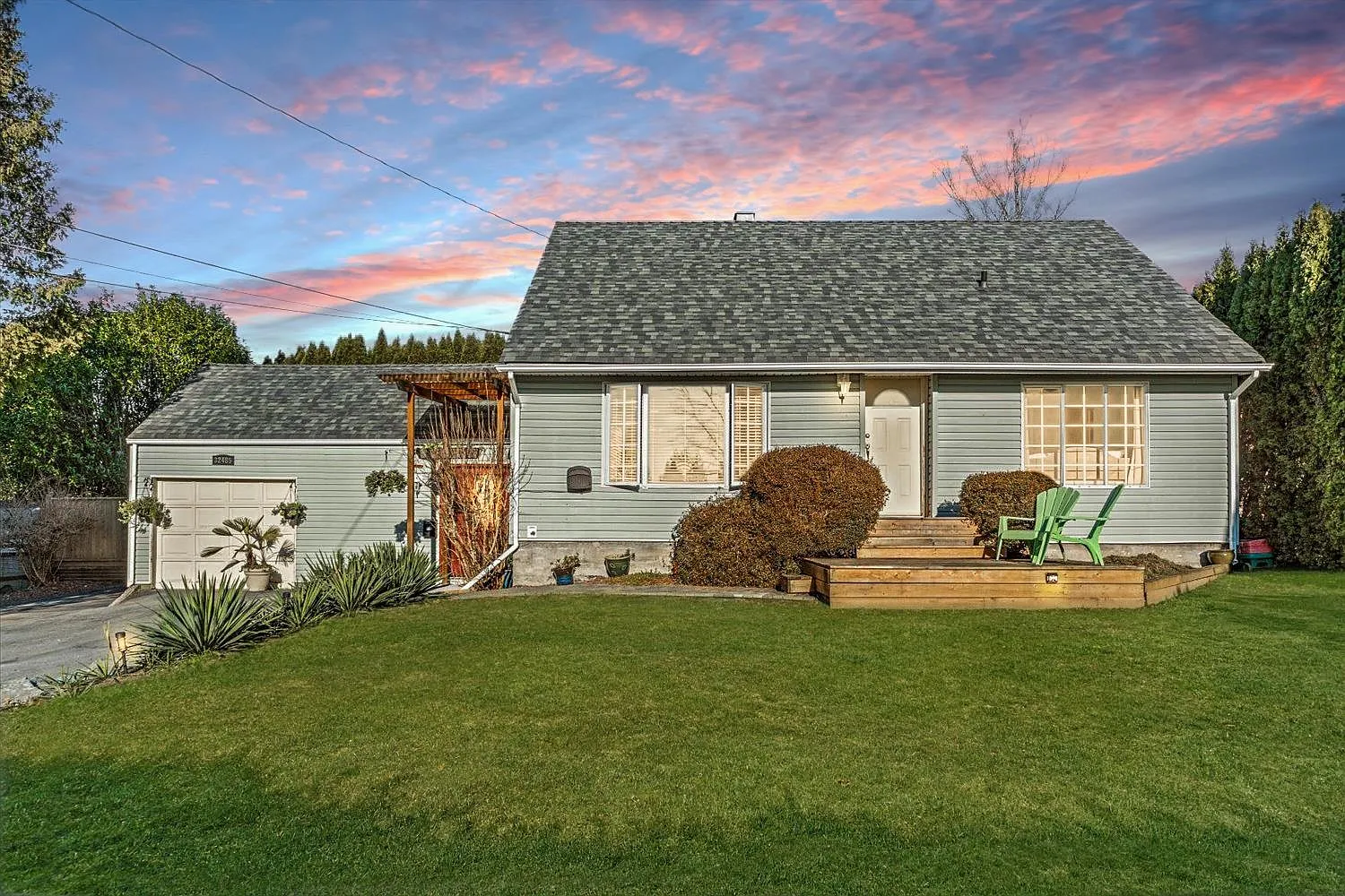 32485 McRae Ave photo 1