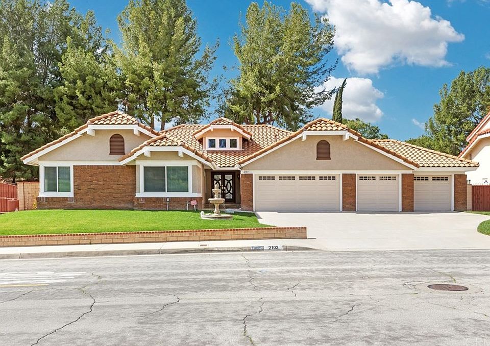 1st image of 2103 Saleroso Dr